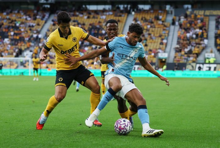 In fact, the official BBC level has been confirmed! Korean guy Hwang Hee-chan is a huge hit and Son Heung-min is taking the EPL's main position, but he is already negotiating a transfer