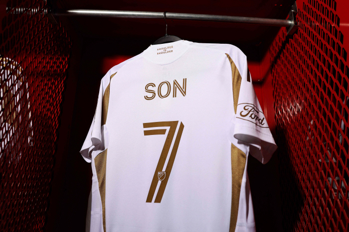LA FC is amazing! Son Heung-min's uniform sold more than Meshir Bronckery? How much did you sell…