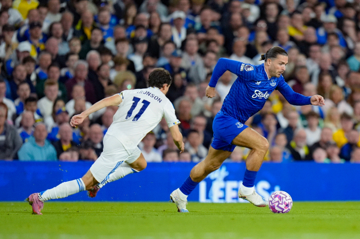 Making the most of his magic EPL's first £100 million, even claiming to save...Guardiola's loss → Everton debut full of disappointment