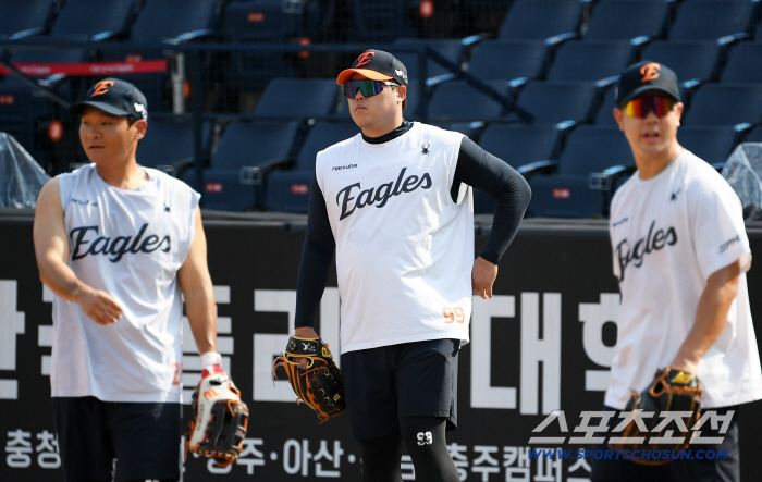  Ryu Hyunjin, let's win today