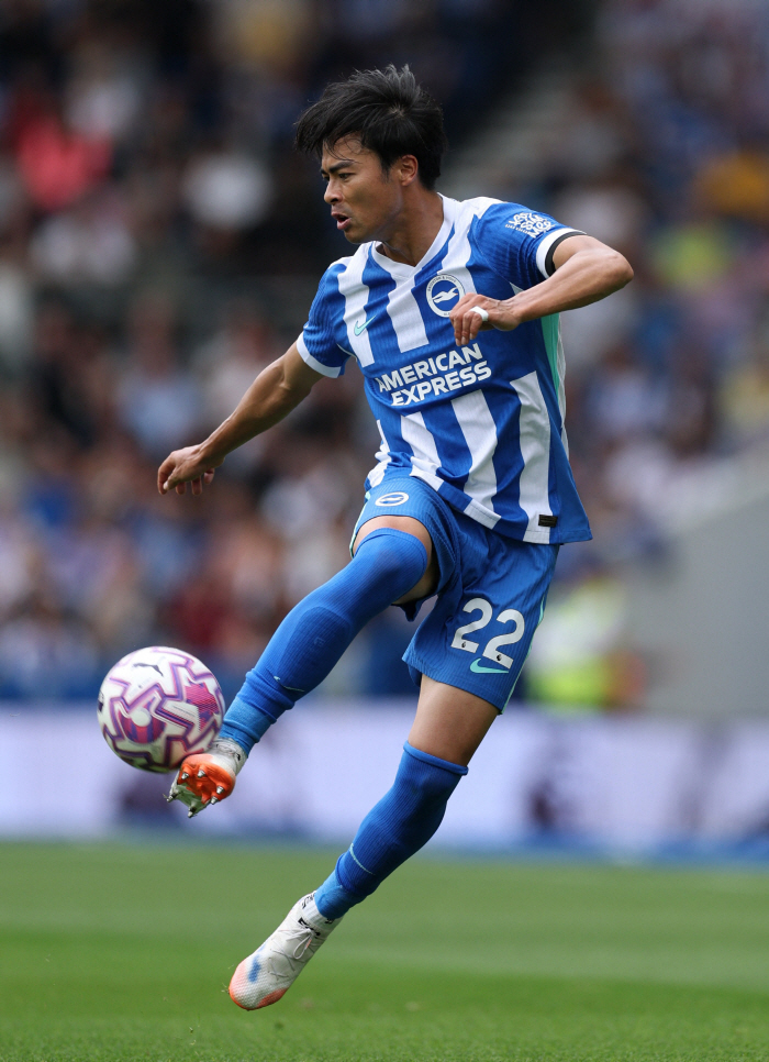 Son Heung-min, I miss you already...EPL is an old saying, 8 minutes vs 203 minutes for the opening game of the EPL against the previous game…Just Envious Tanaka's Debut