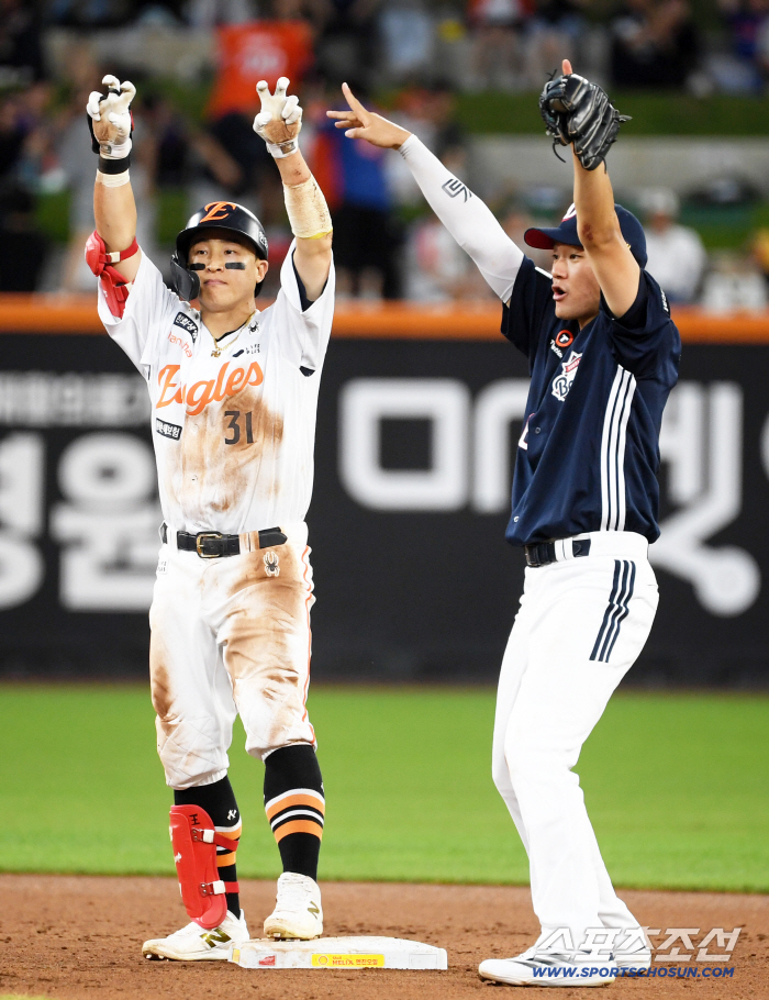 The two miraculous safety Son Ah-seop, Jung Soo-bin, and the leadoff made a great scene 