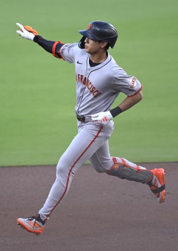 Yes! This is how Lee Jung-hoo, who is properly awakened, hit a home run in 97 days and an additional double. It's been a while since we've had a ransom, but the team lost
