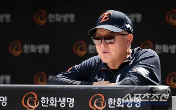 The bullpen overload Kim Kyung-moon is also frustrating → Is there no answer for the second team.. If you say you like it, I'll call you up right away