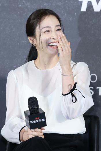 Butterfly Kim Taehee's work was pretty..unadorned