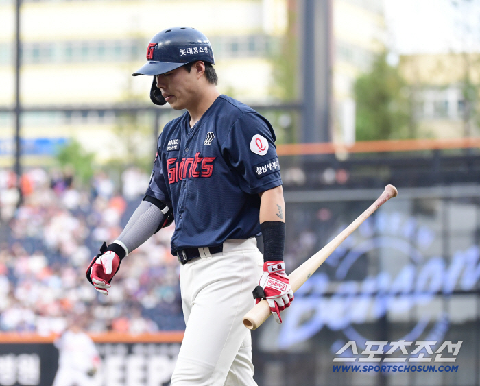Director Kim Tae-hyung's desperate plan...Multi-position hurts the sense of hitting. Ko Seungmin's worries. 