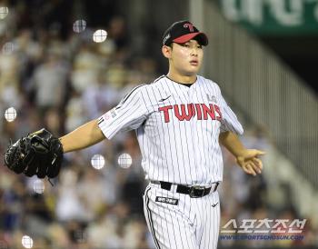 Good. That's it. When the amount of salt is good, take it out and nurture it. For the second consecutive day of the rookie of the 157-kilometer fastball promotion to the must-win group, the hold 