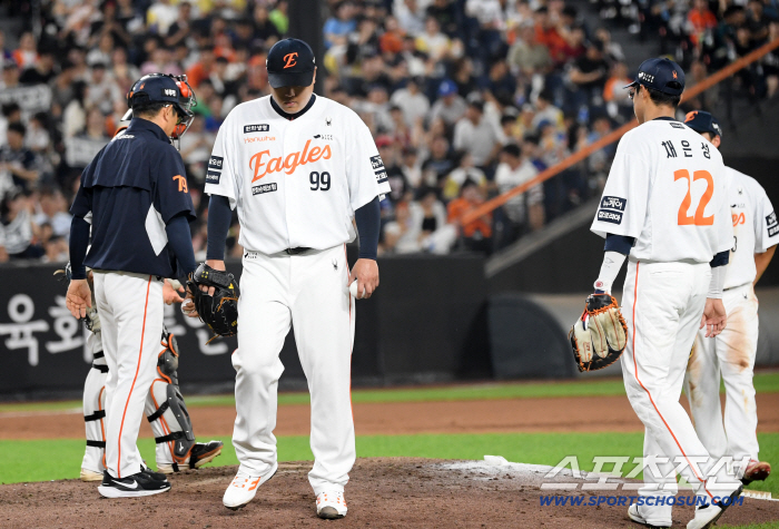 Ha.. I was going to take a break this year → I'm coming because I'm frustrated! Miracle Doosan's fall behavior. Hanwha has lost five consecutive games and has won seven consecutive games