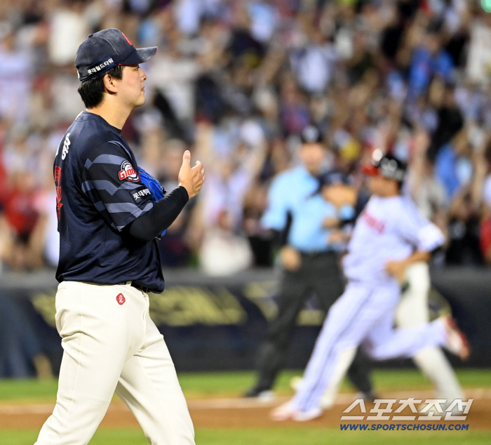 I'm Lotte's guardian deity! 06 → 66 Kim Won-joong's toughness against the twin's backside...He was determined by the full count at the bottom of the 10th inning 