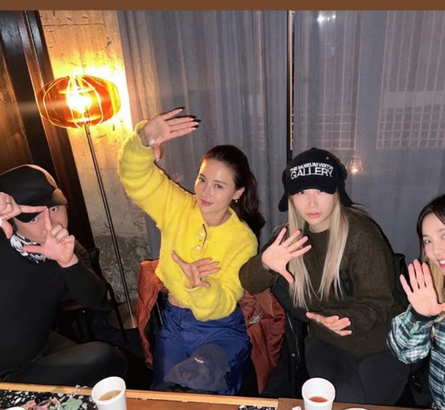 It's been 8 months since Lee Heechul left..Best friend Hwangbo → Sandara Park gathered. 'I'm sure Tori was with you