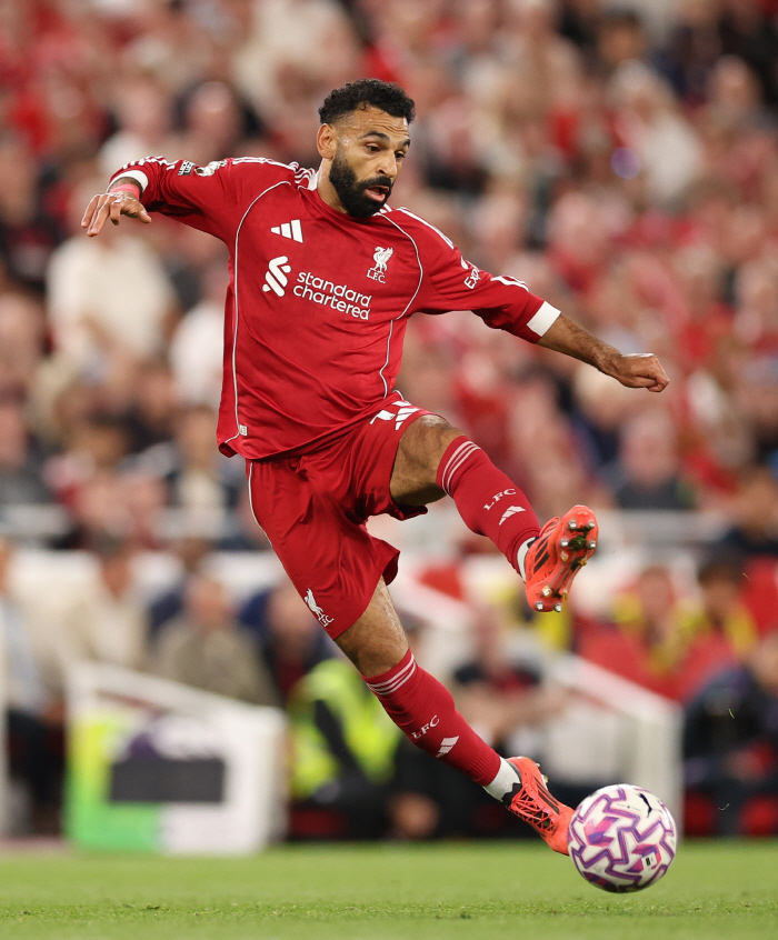 Liverpool abandoned, but Salah is legendary → heartfelt congratulations in Spain...It's not impressive at all