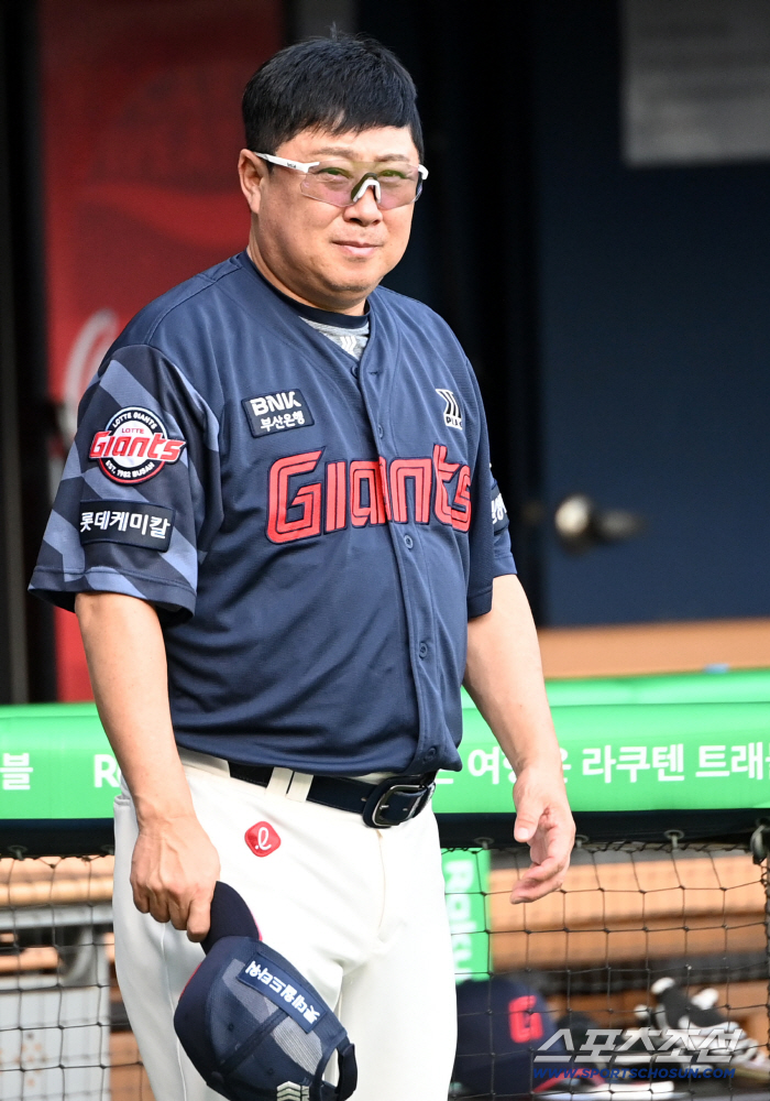 Lotte, who is in tears after leading 60, failed to escape 10 consecutive losses...128 minutes of blood fight with LG, 66 draw 