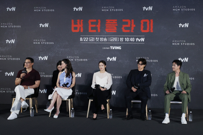  You have to be as pretty as possible. It's different from the drama...Kim Tae-hee's new face to take out Butterfly (comprehensive)