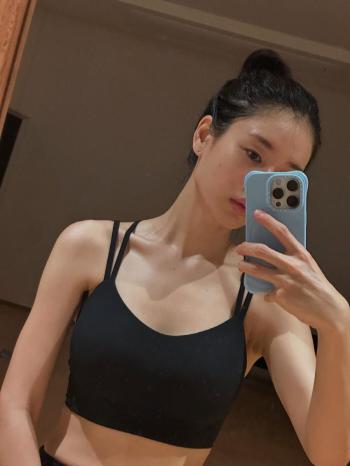  'Isn't he going to be thirsty?' Eunjin Ahn properly certified running on the Han River in a tropical night