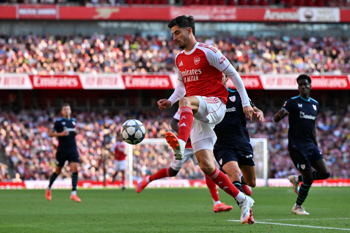 Shock, shock, shock Son Heung-min is gone Tottenham is doomed! Arsenal, hijacking → recruiting the back of the head of the coup Eze...Debate-led Chetty Levy Hits Severely