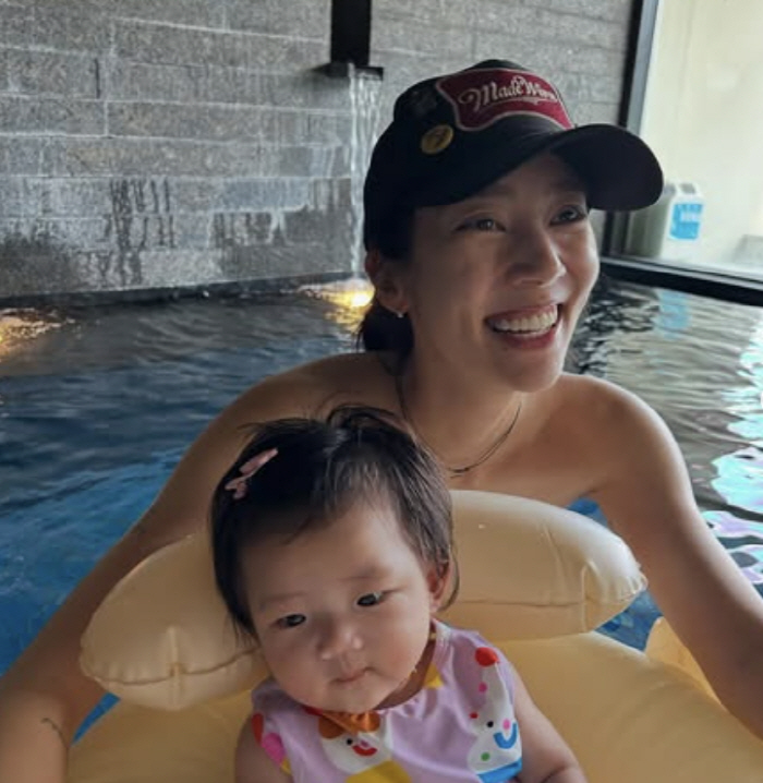 Son Dambi ♥ Lee Gyu-hyuk's first family trip, the accommodation changes when he has a daughter. The sun is good