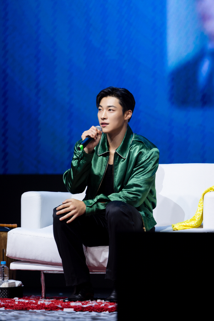 Woo Do-hwan Wraps First South America Fan Tour, Adds Mexico City by Demand