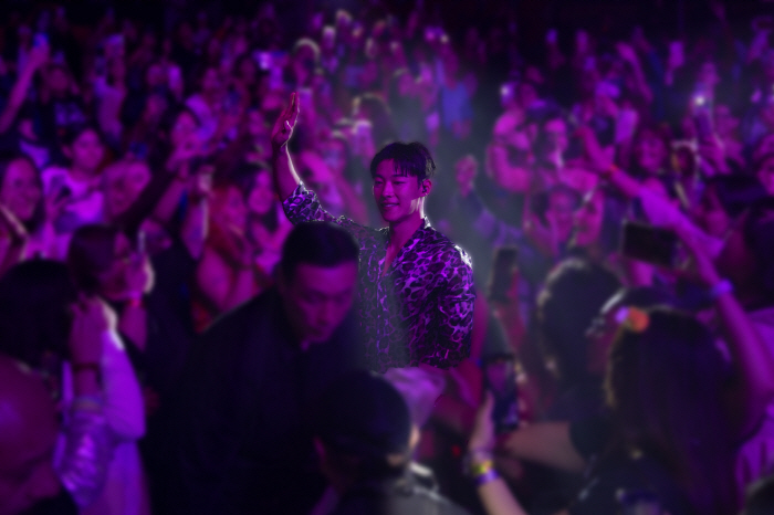Woo Do-hwan Wraps First South America Fan Tour, Adds Mexico City by Demand