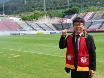 Gyeongnam FC Appoints Lee Heung-sil, Chairman of the Soccer Association's Competition Subcommittee, As New CEO