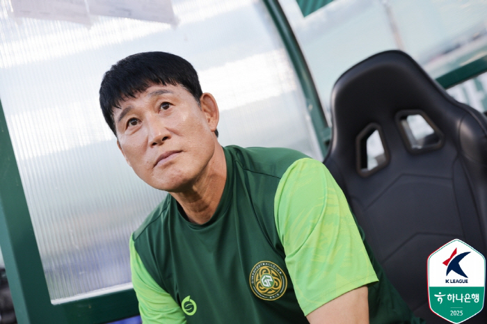 E-Land changed with four undefeated matches and Gimpo with 11 undefeated matches maintained. 