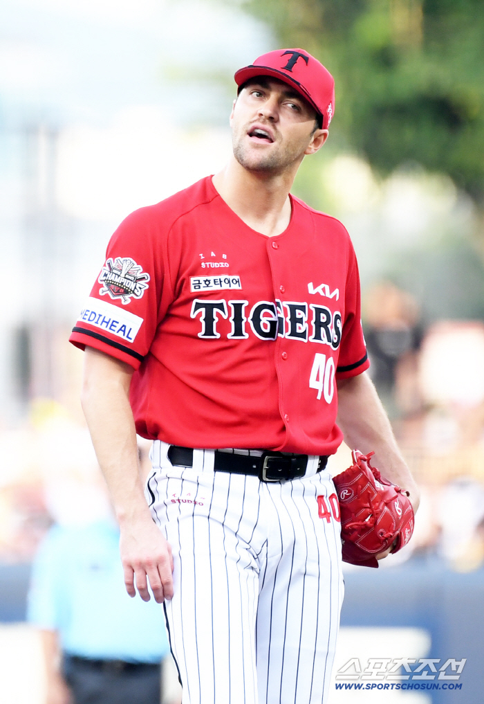 Even the ace who gave six runs in shock is like this...I can't see a breakthrough in KIA