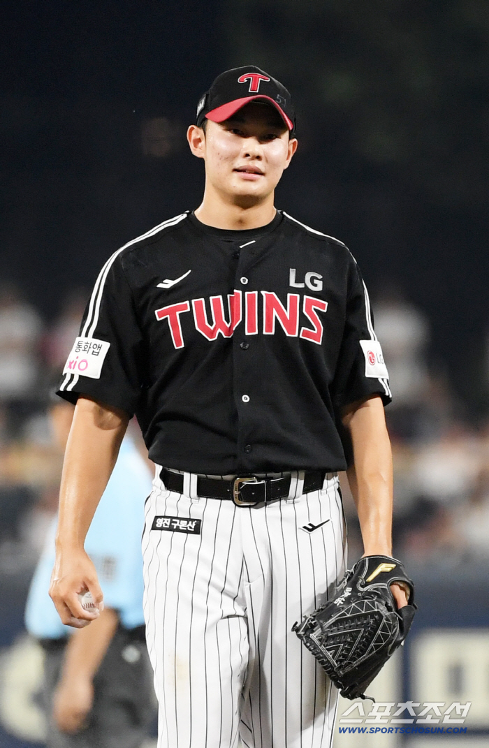  Kim Young-woo apologizes right after dune