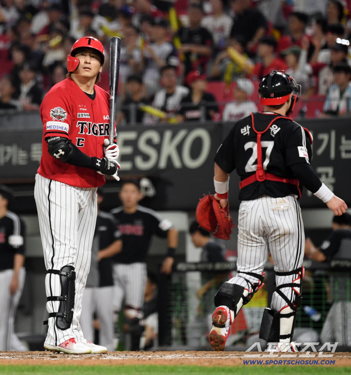  Na Sung-beom of KIA who is frozen in scoring chance