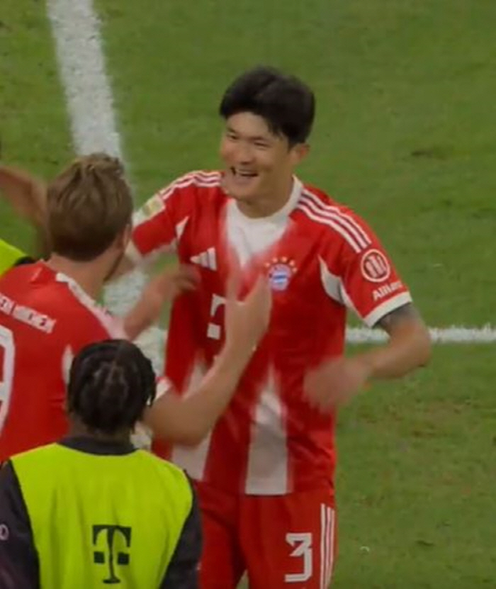 Pro dribble, so Kim Min-jae! Help with Kane's opening hat trick → Hwanhee's Zada-gu ceremony, Jakryeol Munich, 6-0 victory over Leipzig!