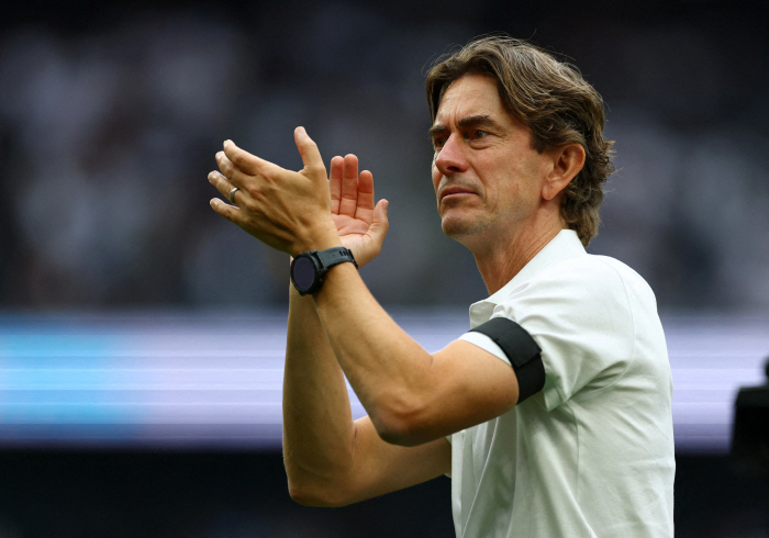 Tottenham manager Frank will not recruit players who do not want Tottenham