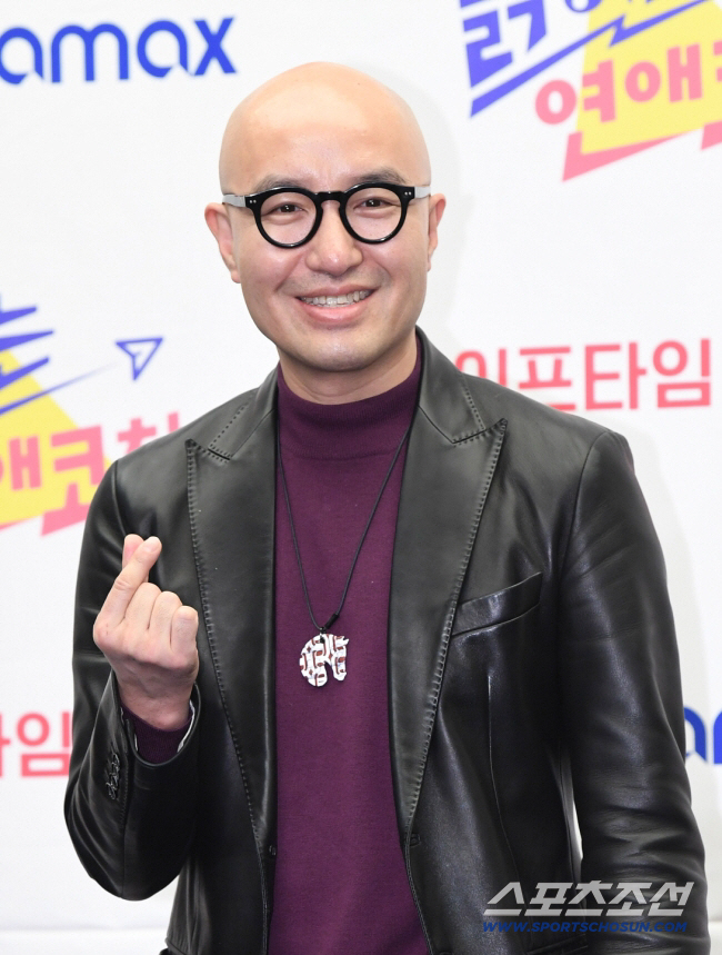 Hong Seok-cheon, coming out after 25 years with a woman..'I really wasn't going to do it'