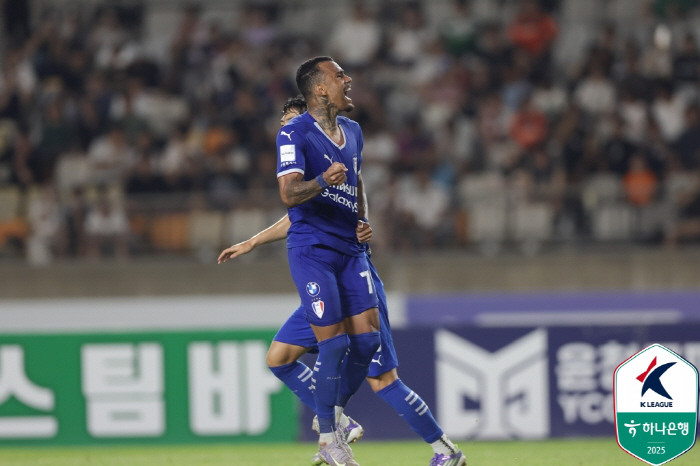 Hwaseong, which almost caught Choi Jun-hyuk by scoring the first goal, drew 11 with Seraphim equalizer Suwon (field review)