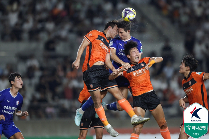 Hwaseong, which almost caught Choi Jun-hyuk by scoring the first goal, drew 11 with Seraphim equalizer Suwon (field review)