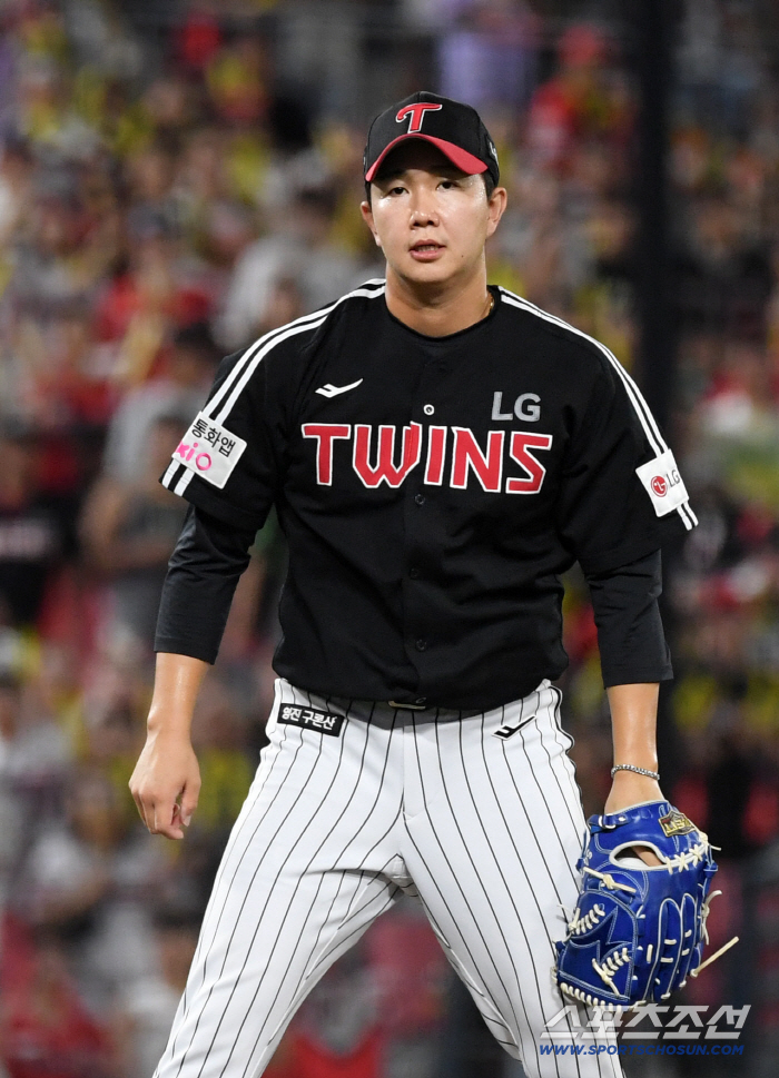 In addition, the sweep loss KIA's great home humiliation LG's 6th consecutive win, solidifying the lead...All three games of Tolhurst 