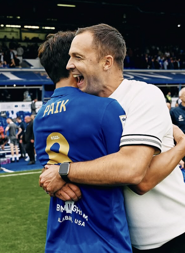 It was really cool in Hangul!…Birmingham's special sense overcoming a close club, Wizard Baek Seung-ho's first goal of the season is specially celebrated