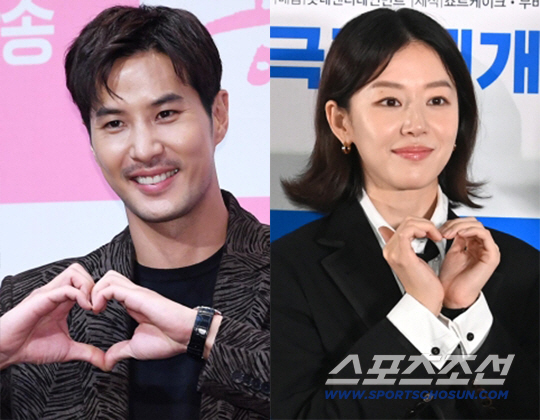 Kim Ji-seok ♥ Lee Joo-myung caught a trip to Hawaii..an arm-in-arm shopping date