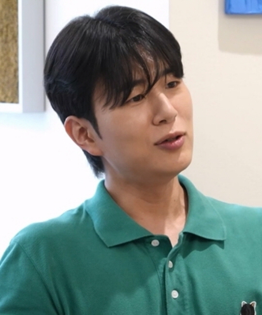Kim Jin-woong, a graduate of S University, revealed his annual salary as a KBS announcer