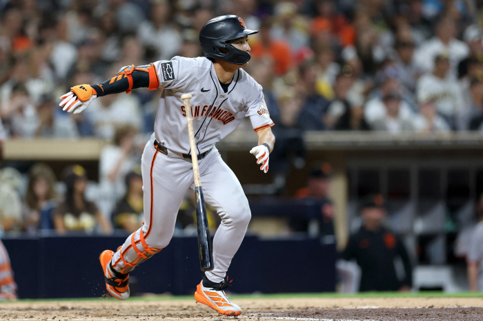 Lee Jung-hoo, who went 1 for 5 and collapsed by 260%, but starts 3 hard hits againSF 71 Milwaukee