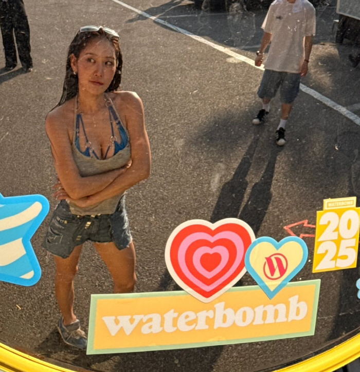 Losing 10kg, owning an explanation for plastic surgery misunderstanding, and the original sexy 女 who occupied Waterbomb