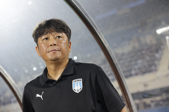 Manager Kim Tae-wan resigned, Cheonan City FC finally succeeded in eliminating the last place...A valuable point in the away game in Bucheon