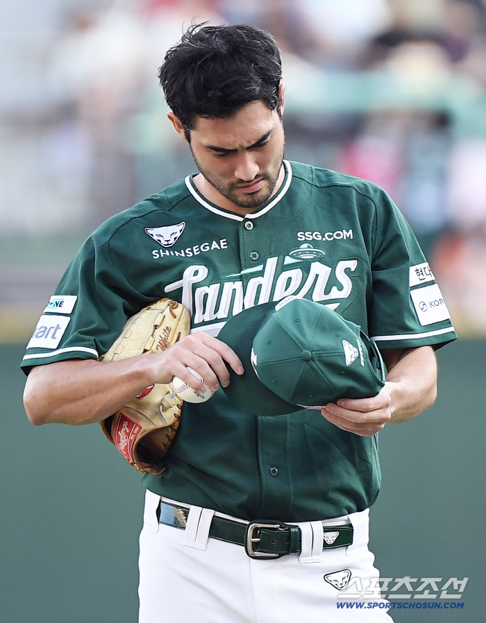 Player request The mystery was solved. I threw 96 pitches and wondered why I came out again. 