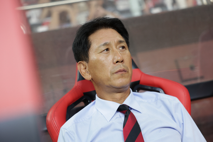 26G Unbeaten Jeonbuk Collapses...Pohang wins 31 with Yonggwangro soccer on top