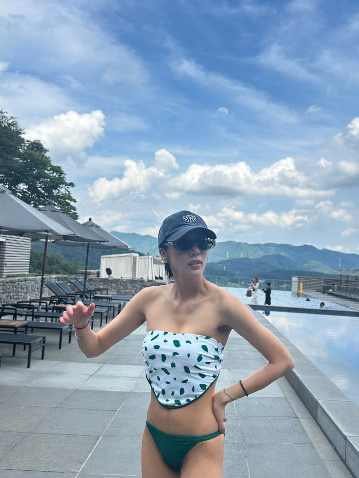 Son Dam-bi, 4 months after giving birth, said she lost 13kg of her narrow waistline
