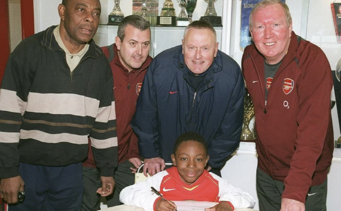 Tottenham, sorry! I like it here. Instead of Son Heung-min's No. 7, Berkamp's No.10 is confirmed to join Arsenal.