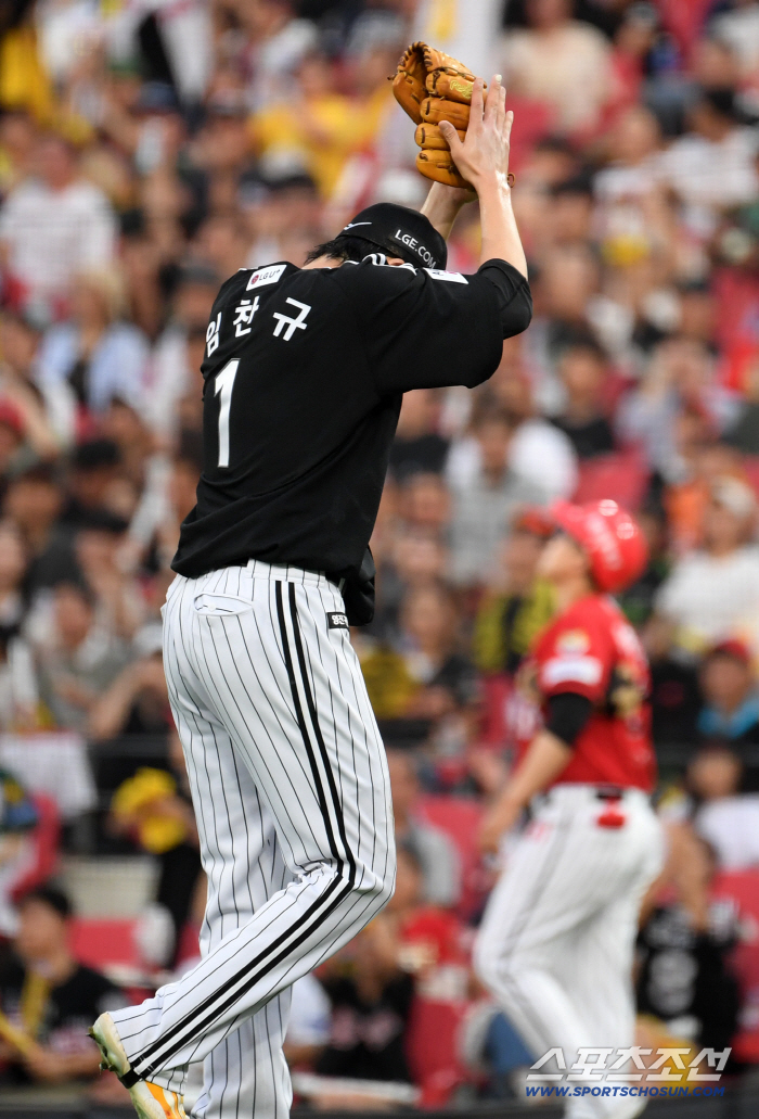 Why does Korea's No. 1 ERA eat the league even if it doesn't throw 150km…It's more unique because it's an arrest revolution