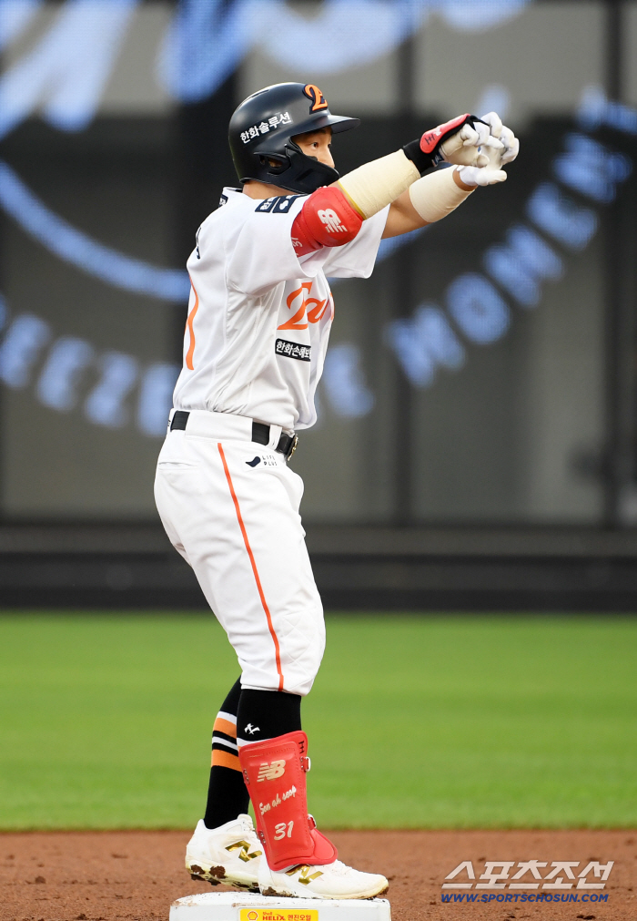 Will I trust myself with no hits in 10 at-bats and win the trade transfer, Hanwha...He wrote the first KBO record again