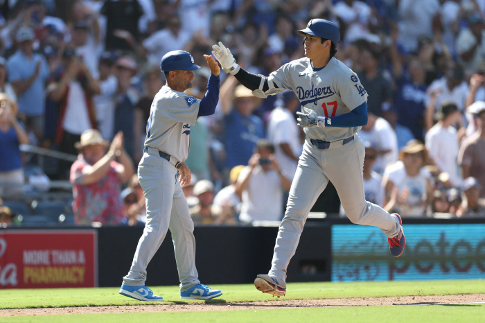 100 home runs in Dodger Blue, one left! Ohtani beats legendary big guns one after another, and 56 home runs pace in the fourth place season