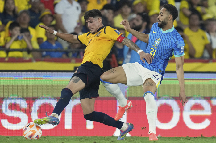 Europe 1st tier reveal! Humiliating Tottenham's real emergency offers to recruit CB to his rival without losing again → The player wants to go to Arsenal