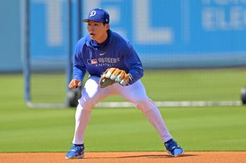 How bad is it that Kim Hye-sung pushes out 23.6 billion hitters a year? Director's public comments