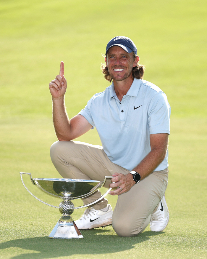 In the American golf holy site, Tommy! Tommy! England golf Jesus' touching roar, everyone choked up