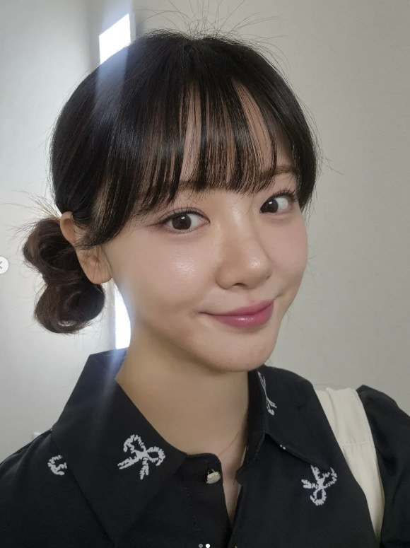Is it Kim Min A? You can't recognize how you've changed. Reduce your drinking to three times a week